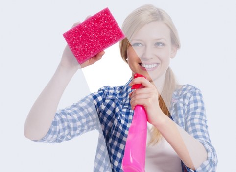 Detailed bathroom move in cleaning service in Finsbury Park